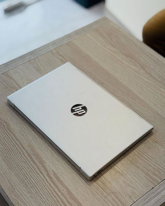 HP envy x360 core i5