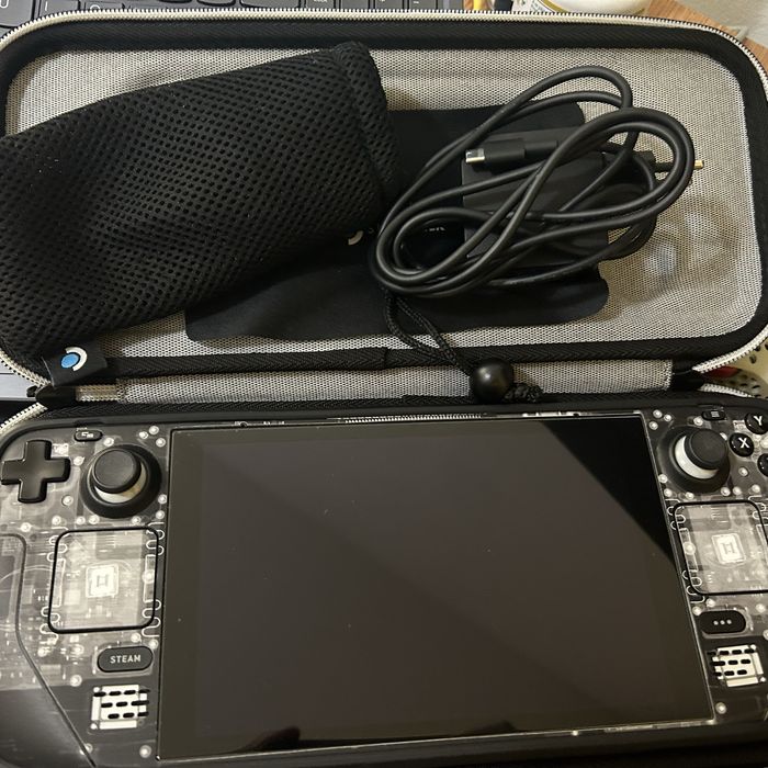 Steam Deck LCD 512GB + 256 GB SD card - predare personala Bucuresti