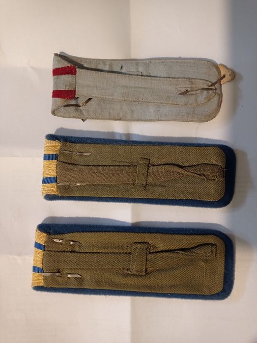 Vând/Schimb obiecte vechi de colecție.Preț în funcție de obiectul ales