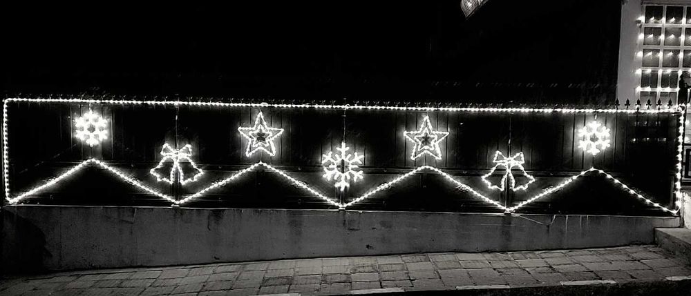 Лед Снежинка/Камбанка/Звездичка Декорация в студено Бяло