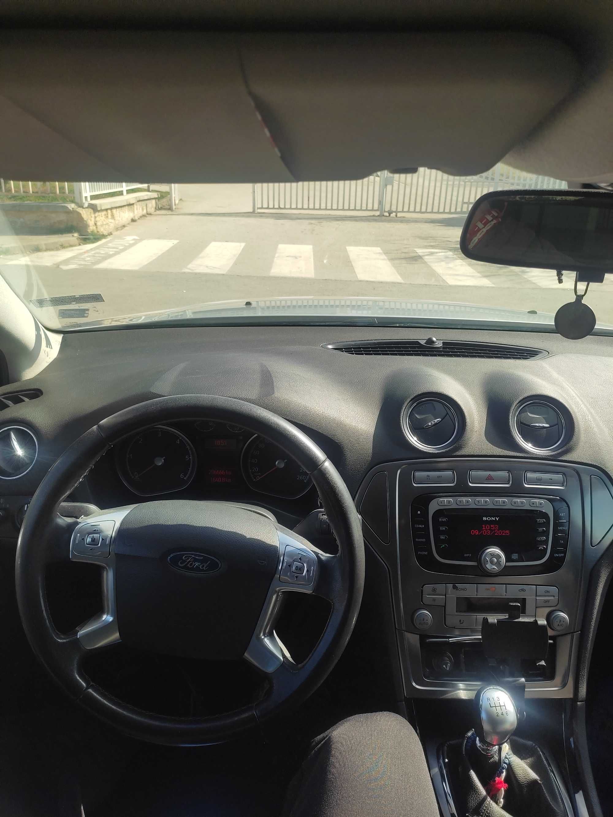 Ford Mondeo 5800 лв. СПЕШНО!!!