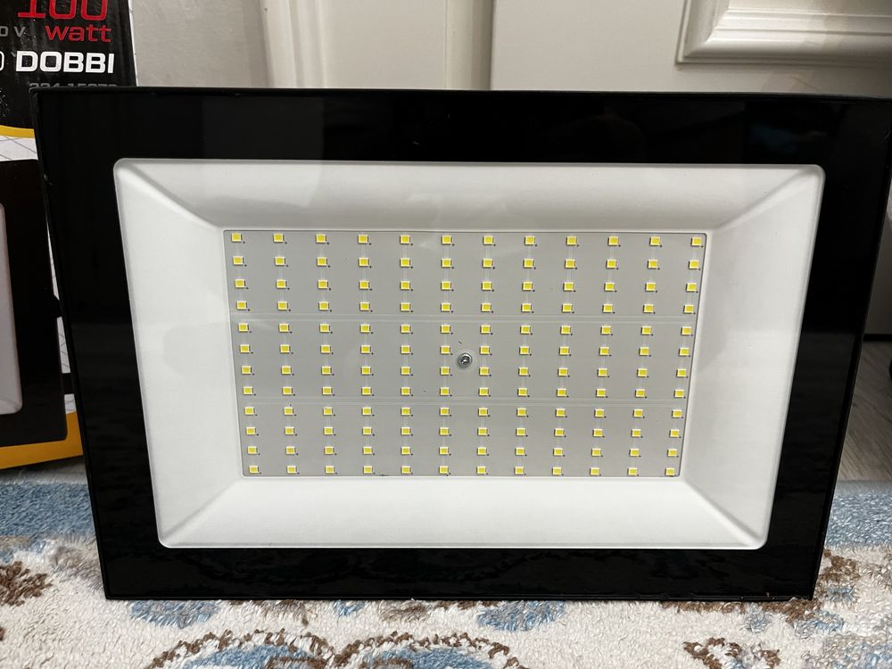 Прожектор LED 100W