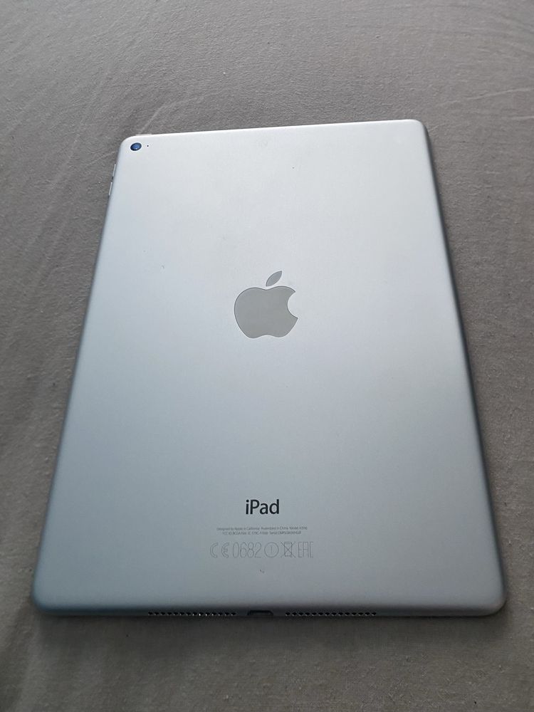 Tableta iPad Air 2 impecabila