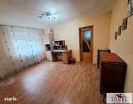 Apartament doua camere etaj 1, Cugir