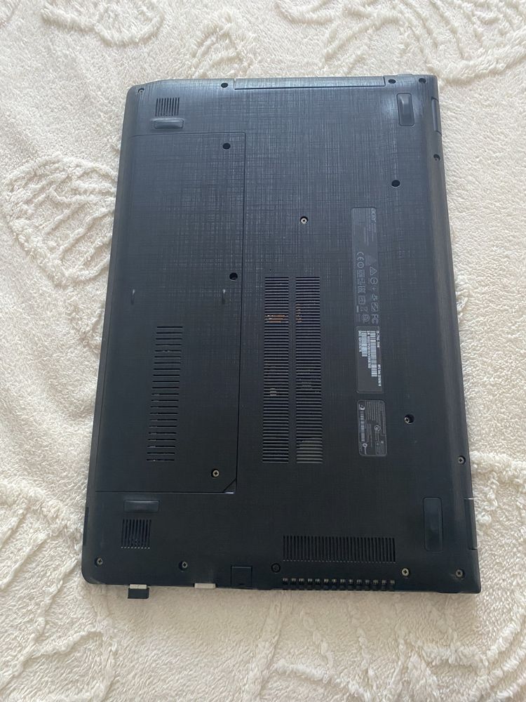 Laptop Acer  aspire E5-774G