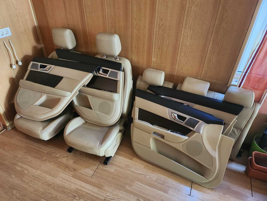 Interior piele jaguar xf 2013
