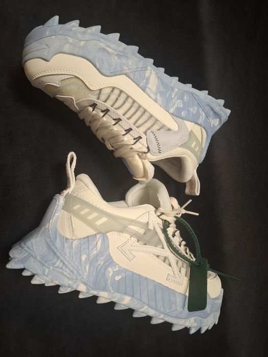 Off white Odsy 1000