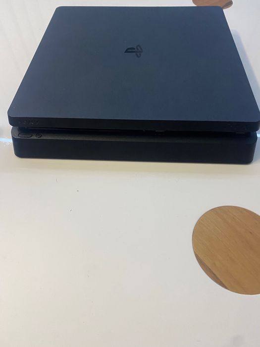Playstation 4 PRO / PS4 PRO - 1TB