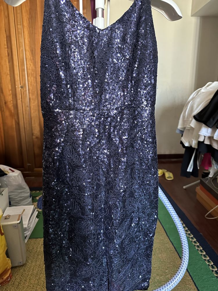 Платье в пайетках полностью, бренд Miss, Великобритания, 44 размер