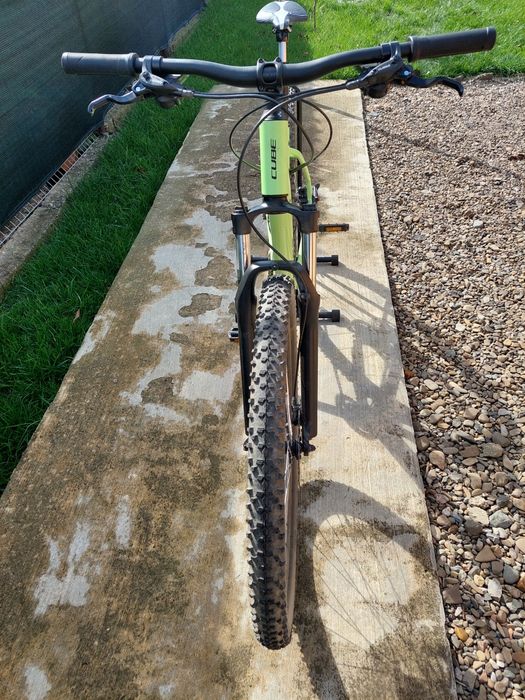 Bicicleta Cube aim one 29