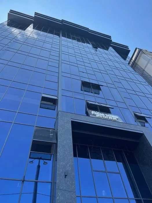 Сдается новое офисное помещение в бизнес-центре на улице Нукус