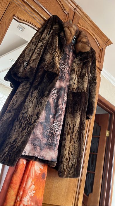 Продам норковую шубу