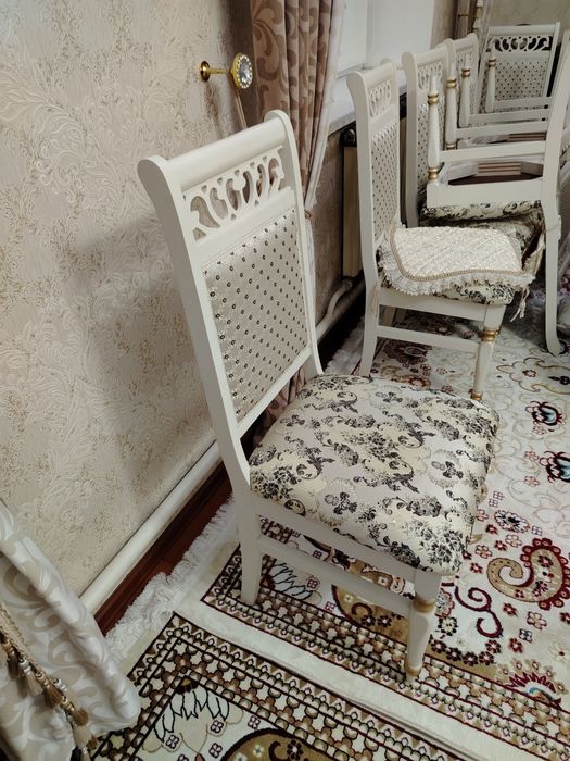 Жаңа стулья сатылады. Бағасы 23000 мың тенге