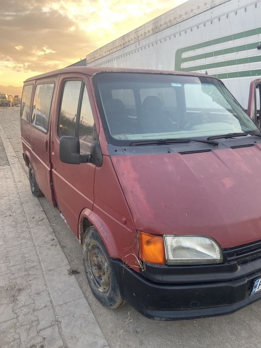 Ford transit 2.5tdi на части