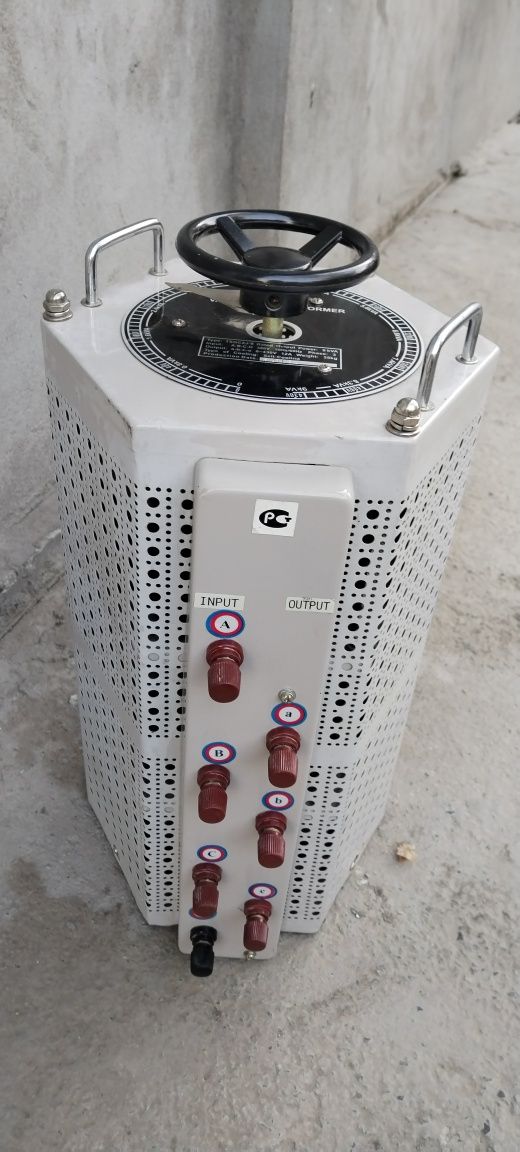 Автотрансформатор ЛАБОРАТОРНЫЙ CHNT TSGC2J-9 Новый