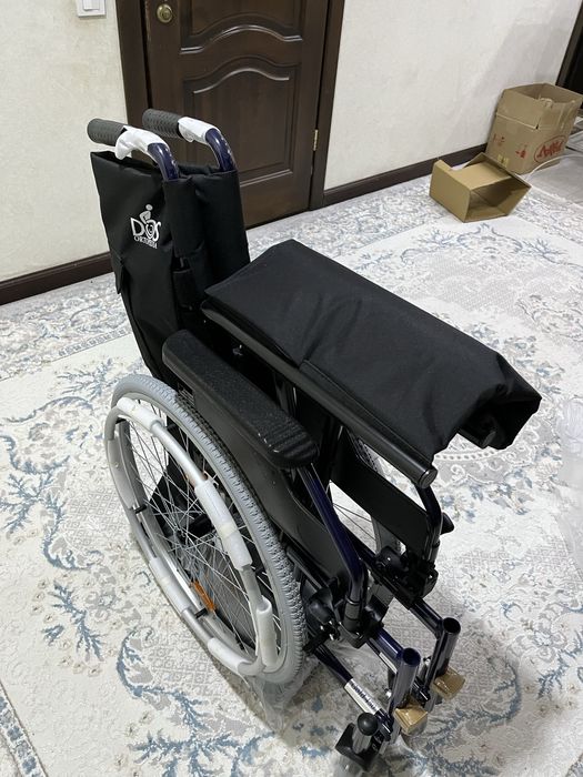 Инвалидная коляска
