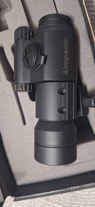 Продавам бързомер Aimpoint CompC3 2MOA