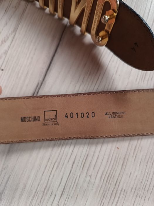 Curea Moschino originală,piele