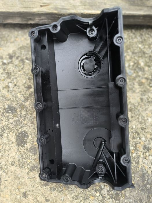 Capac culbutori 1.9 TDI Golf 5 Octavia 2 Touran Passat B6