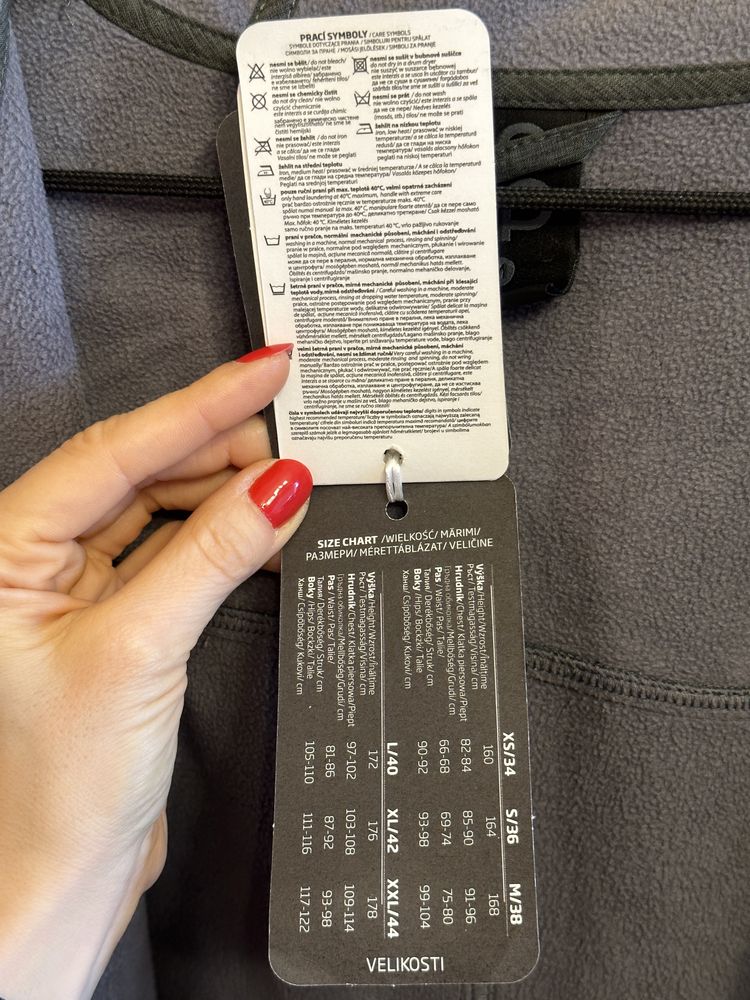 Haină marca LOAP, nouă, cu etichetă, model deosebit