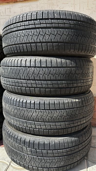 Зимниe шины 235/55 r19  Triangle