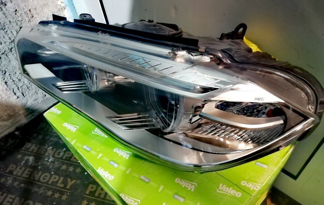 Фар Фарове за BMW X5 F15 X6 F16 / БМВ X5 Ф15 Х6 Ф16 Dynamic Xenon.