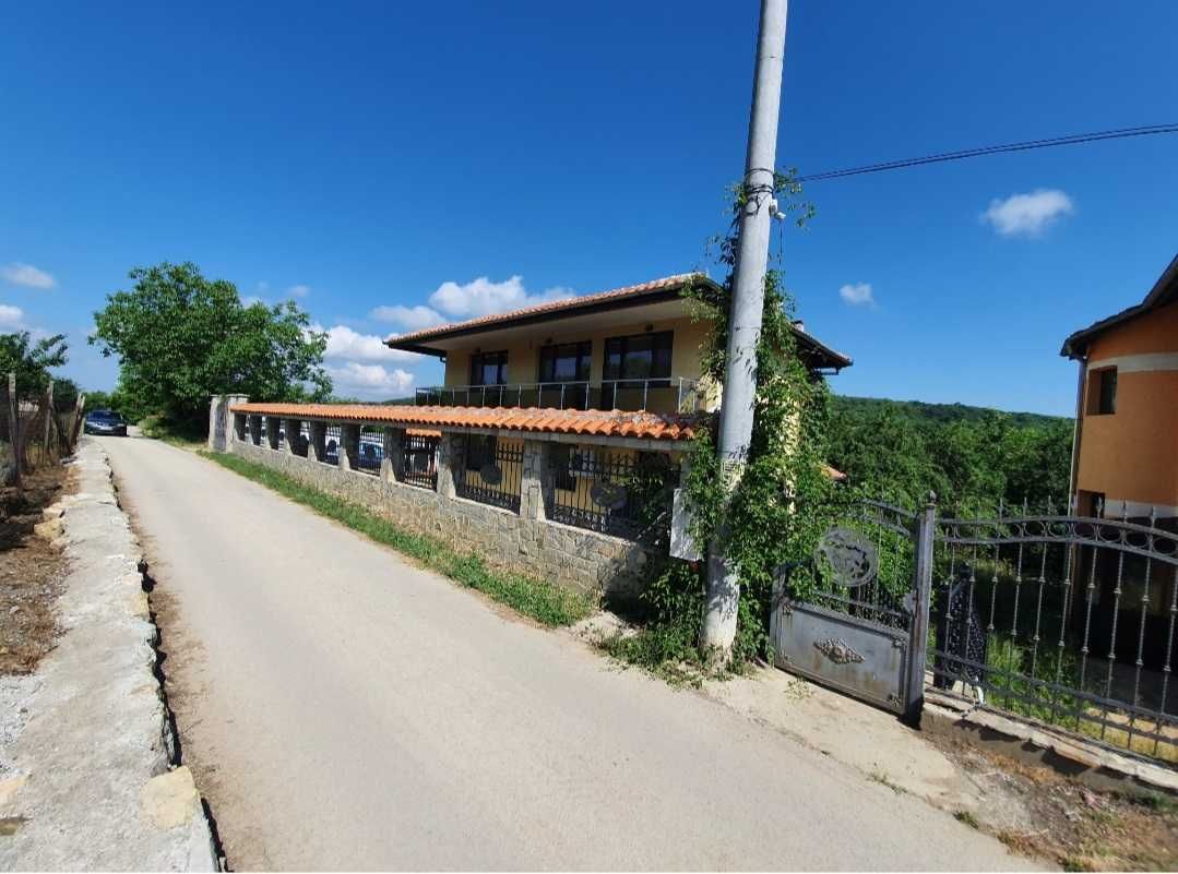 Къща в село Шереметя