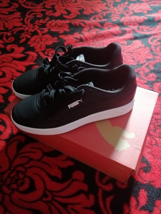 Adidasi Puma made Germania