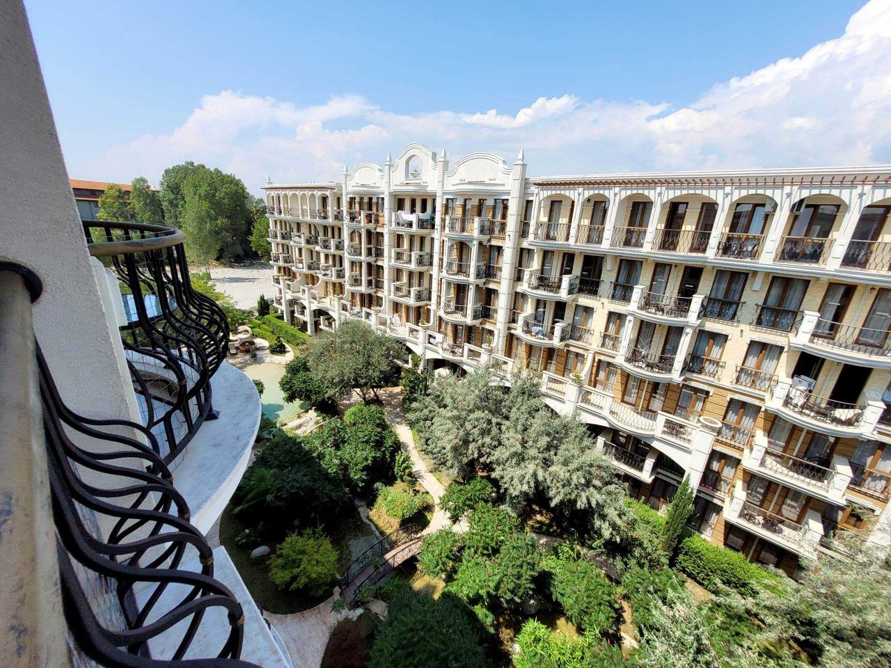 Продава се Двустаен апартамент в к.к. Слънчев бряг - 46 кв.м за 1631 €/кв.м - Снимка #8