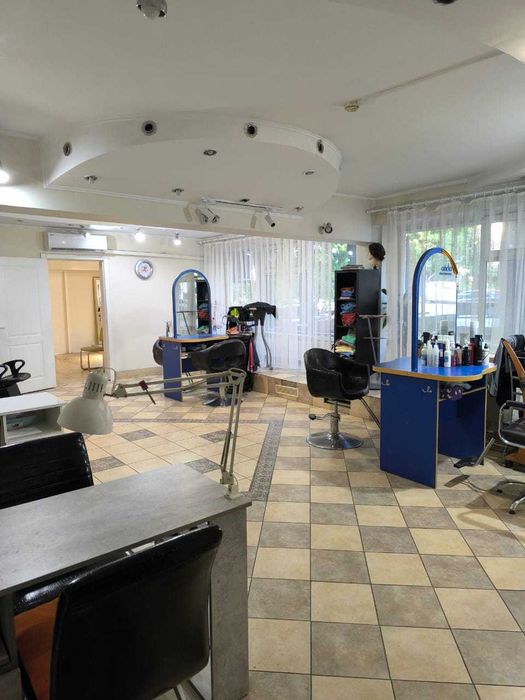 Аренда рабочих мест в салоне красоты в Центра города, ТОПОВАЯ ЛОКАЦИЯ