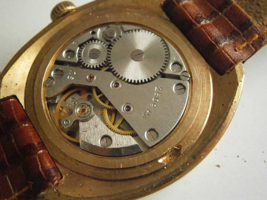 RAKETA/Versailles; Версай/; кал. 2609, XL каса 39,0мм, Au, СССР, ТОП!