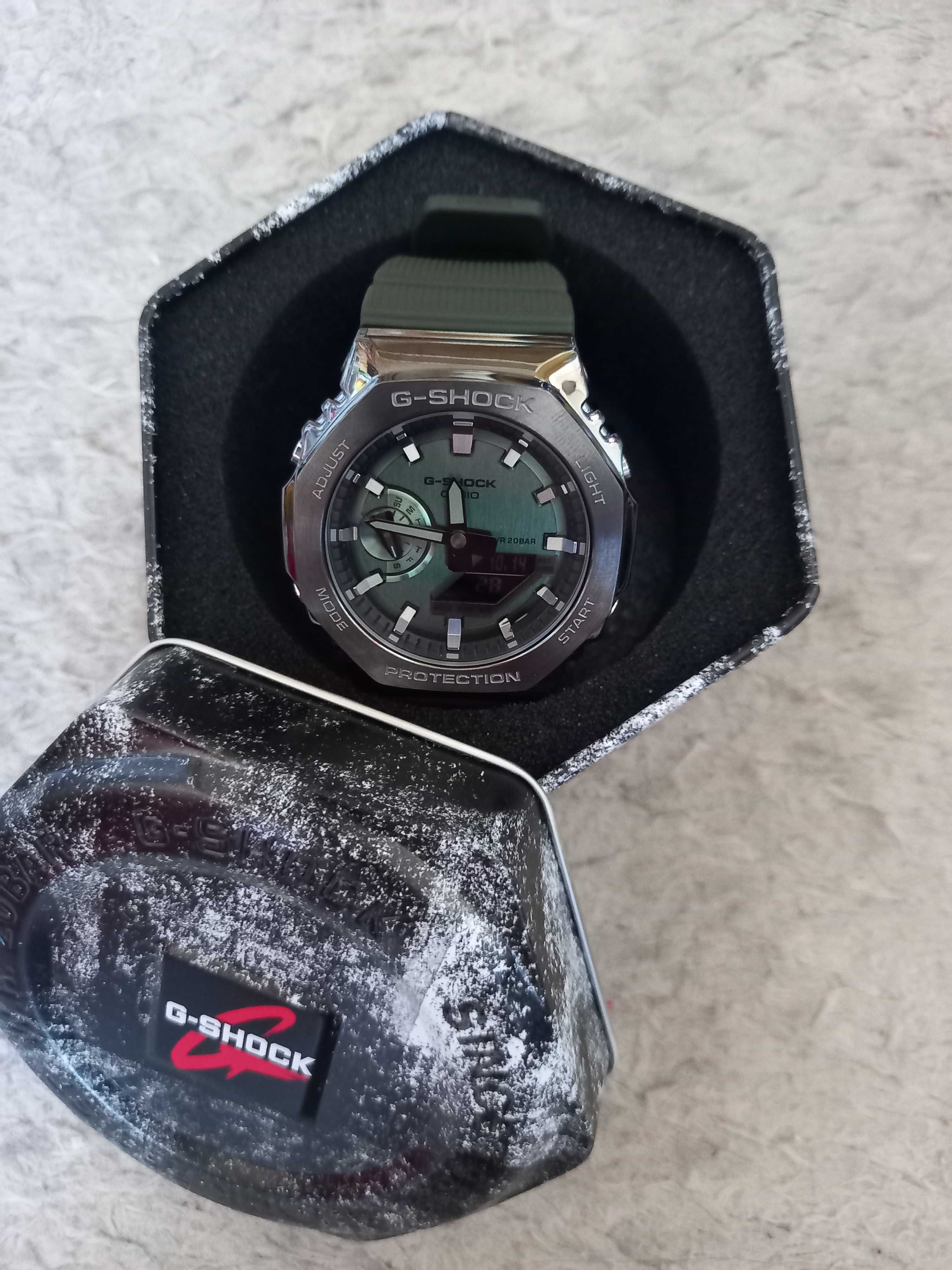 Casio G-SHOCK GM-2100B-3AER