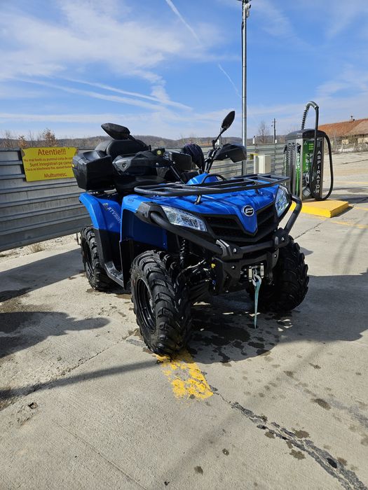 Vând CFMOTO 450s