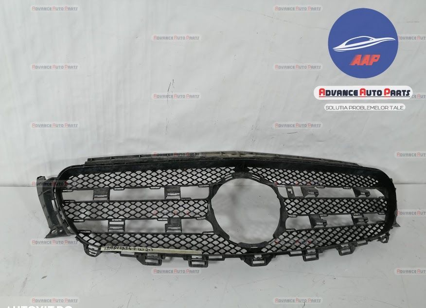 Оригинален централен решетъчен държач Мерцедес-Бенц / Mercedes-Benz E-