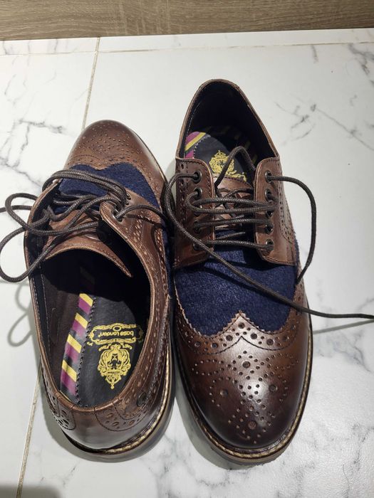 Мъжки обувки Base London