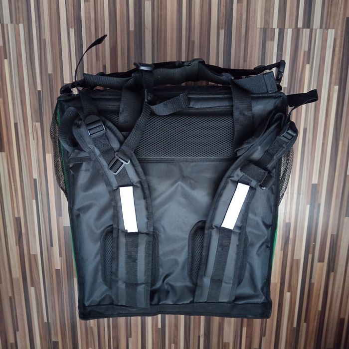 Vând geanta bolt Food