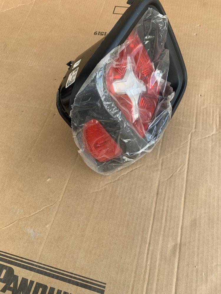 Vand Stop tripla lampa dreapta jeep renegade facelift 2020