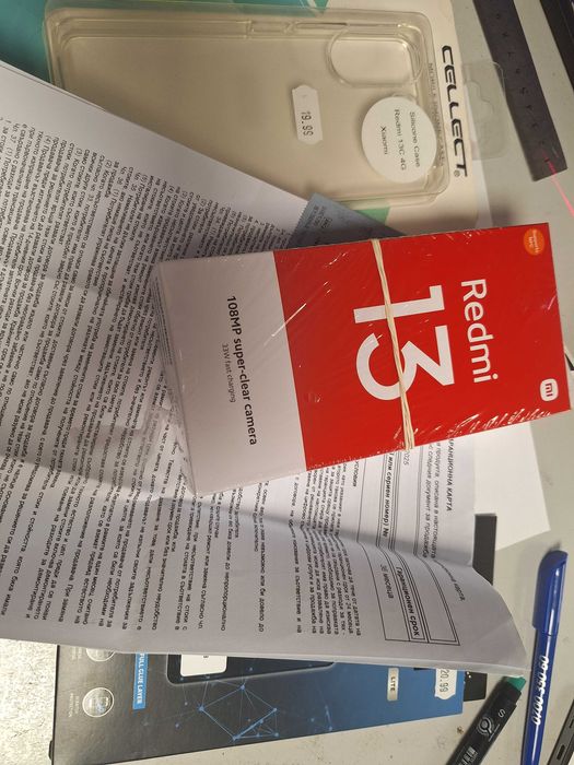 Redmi                  13