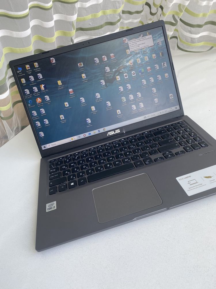 Ноутбук ASUS Laptor Core i3