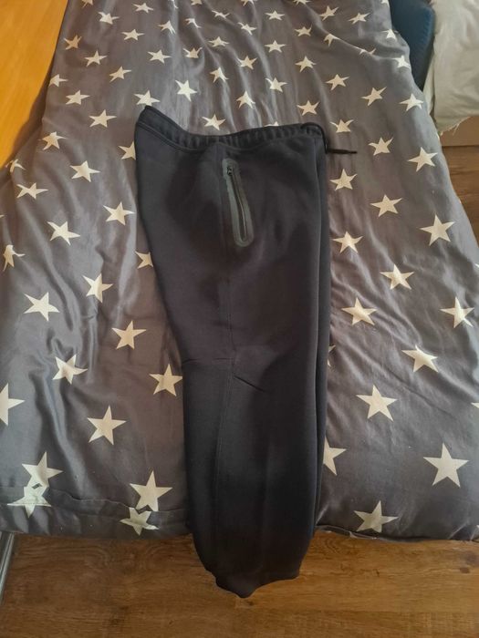 Nike Tech Fleece XL юношески