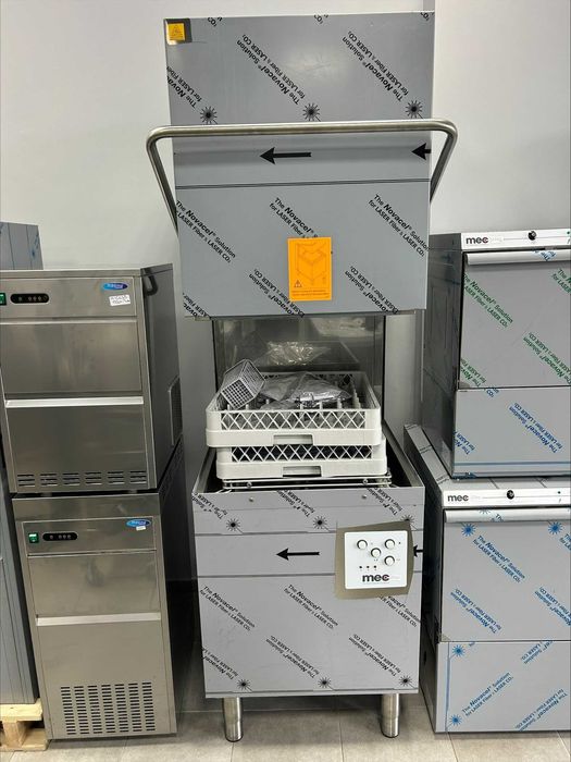 Нова италианска съдомиялна машина T110M на марката MEC