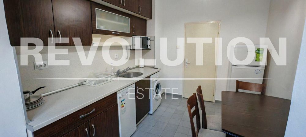 Тристаен апартамент в района на Кършияка