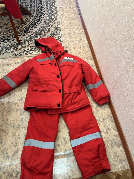 Продам зимние (теплые) размер 52-54