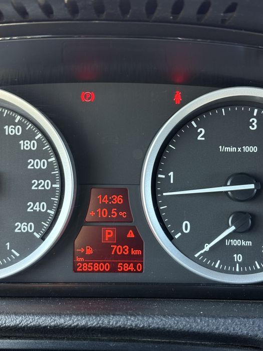 BMW X6  an 2012 4x4 Permanent  Dual Turbo