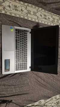Laptop Asus i3, 4GB RAM, Placa video dedicata Nvidia Geforce 820M  2GB