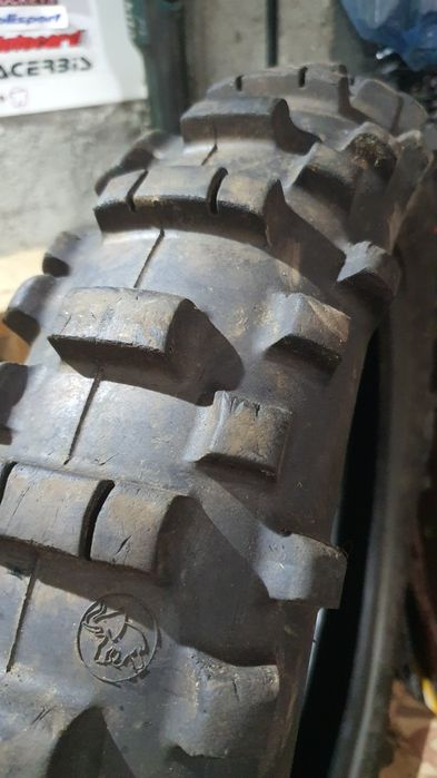 Medium 140 80 18 Metzeler Sixdays Extreme