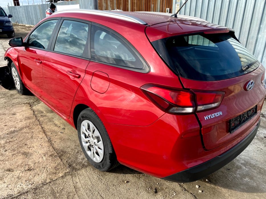 Hyundai I30 1.4MPI, 100ph, 6sp, engine G4LC, 2018g., 36000km. на части