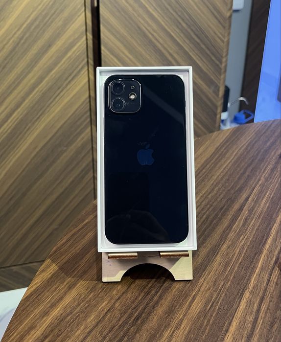 Продам Iphone 12 128ГБ