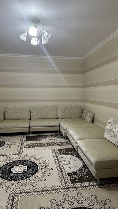 Диван трансформер из 6 модулей.