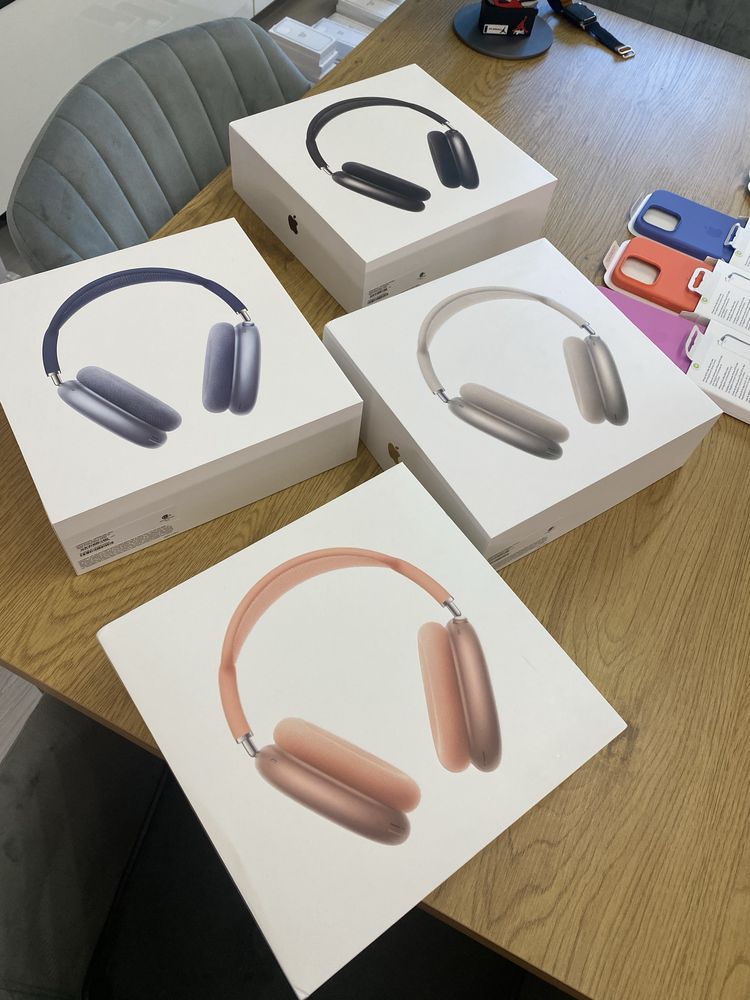 AirPods Max слушалки